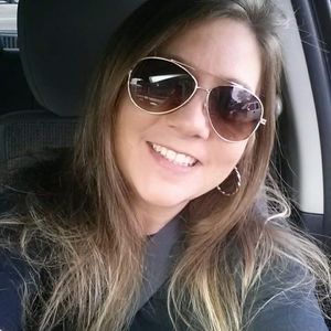 Meet your Posher, Selena